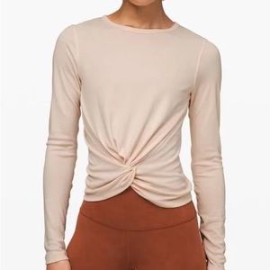 NWOT Lululemon ⚡️ Crescent Long Sleeve Size 2